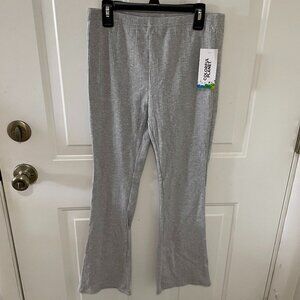 Colorful Planet - Gray Flare Legging - NWT - Girls XL(14/16)